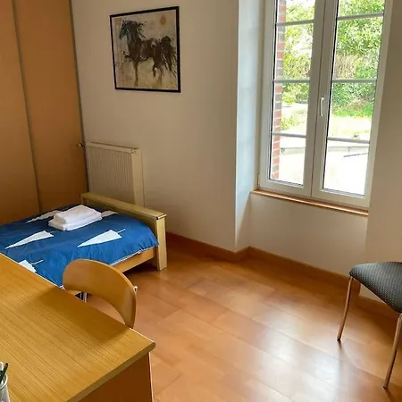 Maison Aux Volets Bleus Сasa de vacaciones Pouzauges