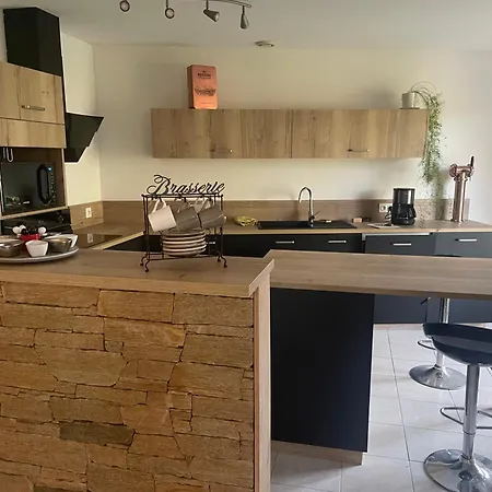 Maison Aux Volets Bleus Сasa de vacaciones *